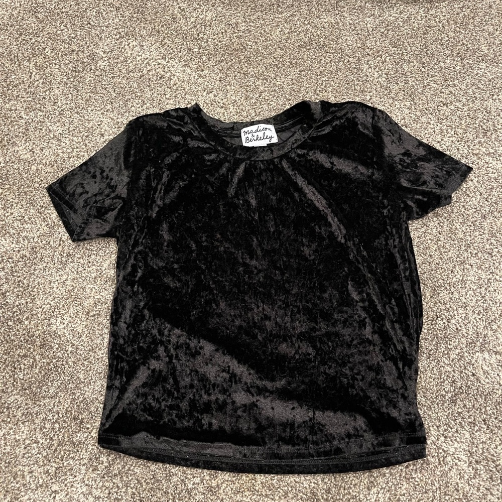 Velvet Madison & Berkley top ! Size: Small